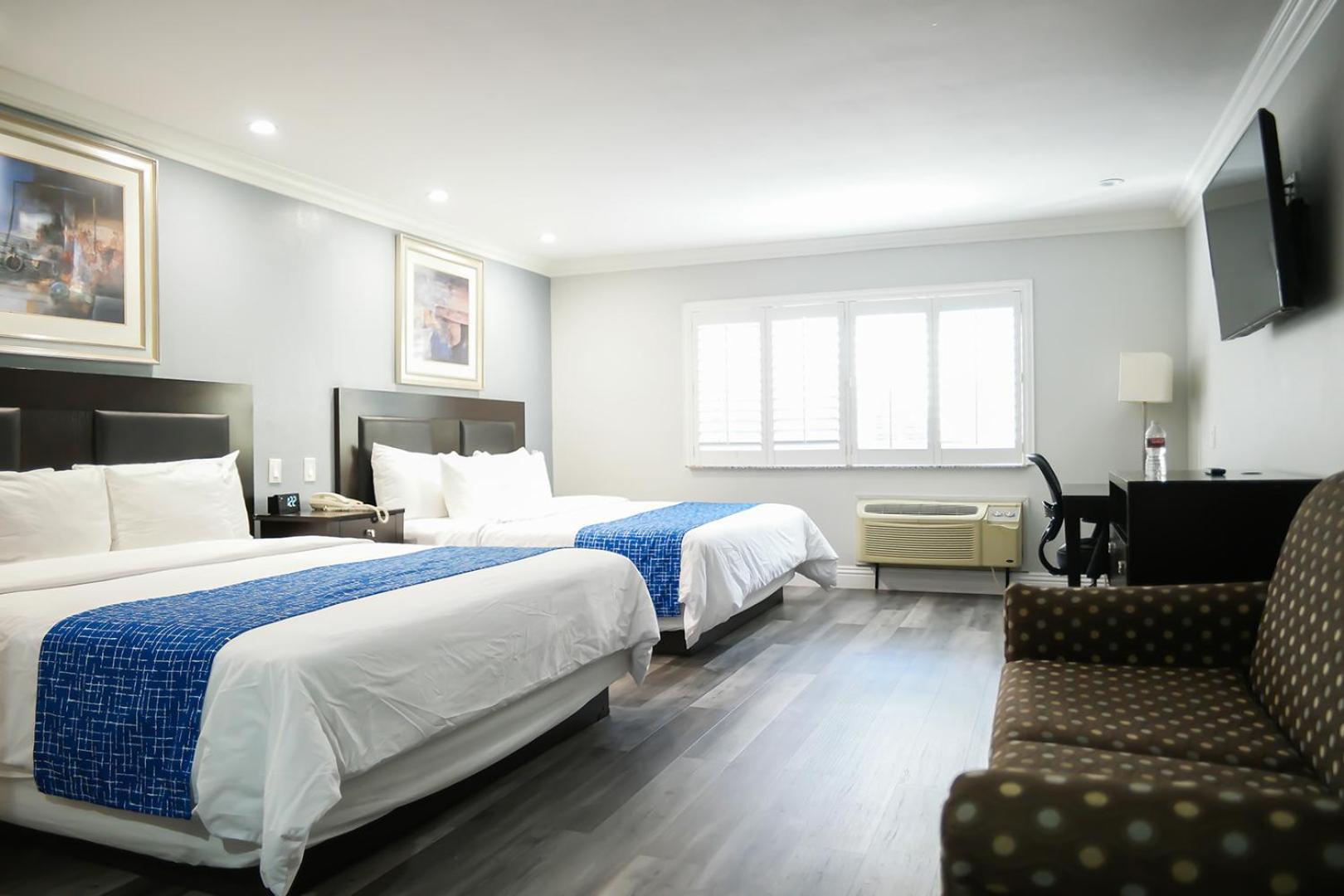 Days Inn By Wyndham West Covina Buitenkant foto