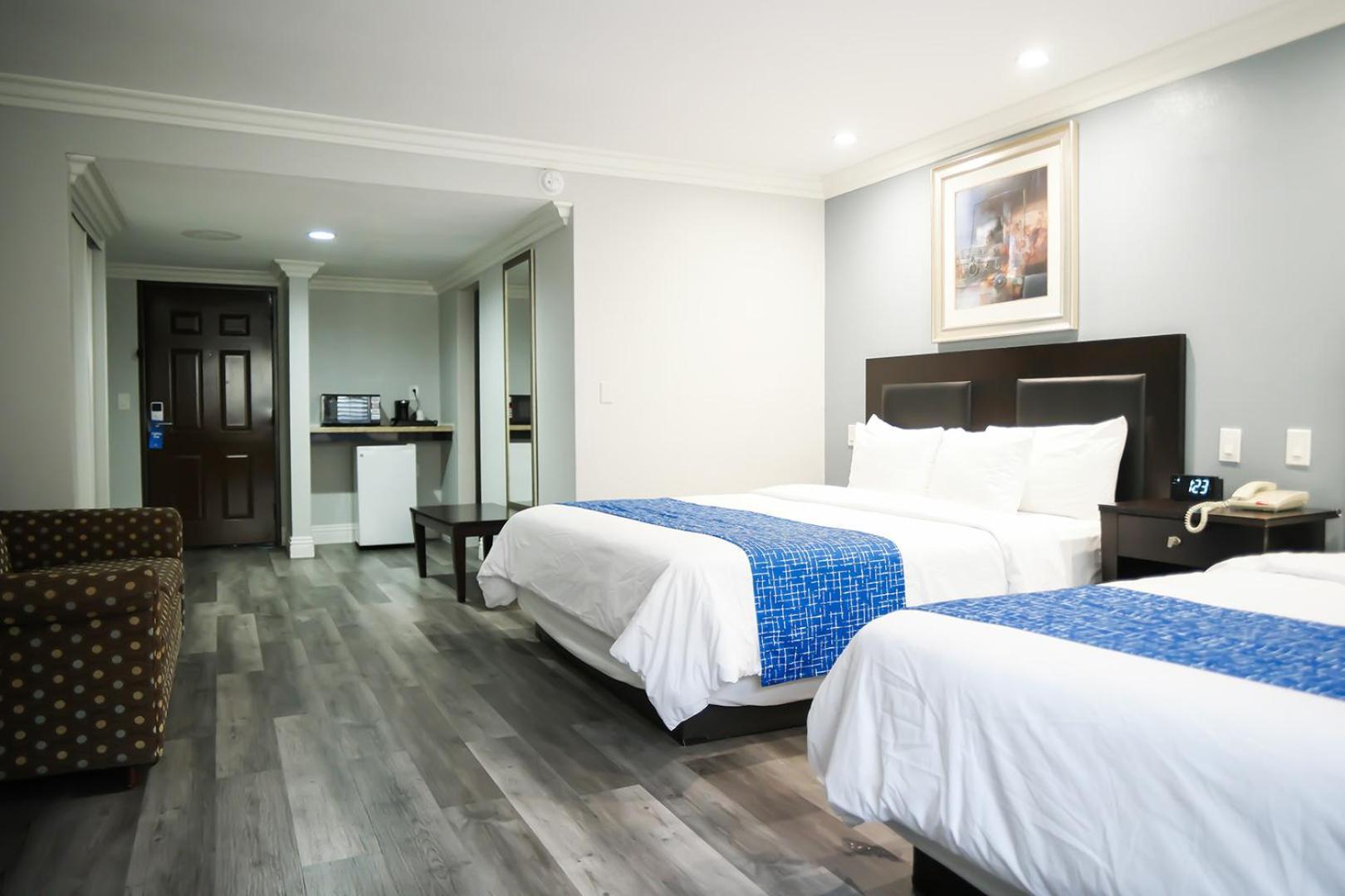 Days Inn By Wyndham West Covina Buitenkant foto